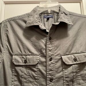 Men’s Croft & Barrow Sz Small Grey Button Down Short Sleeved Shirt w/2 Pockets